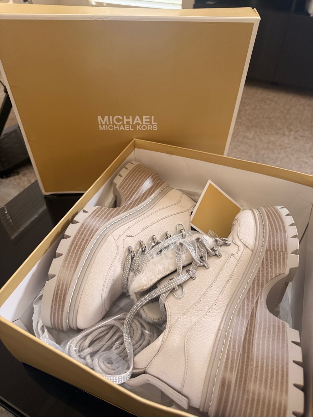 Michael Kors Shiloh Lug Sole Platform Sneakers Women’s New In Box